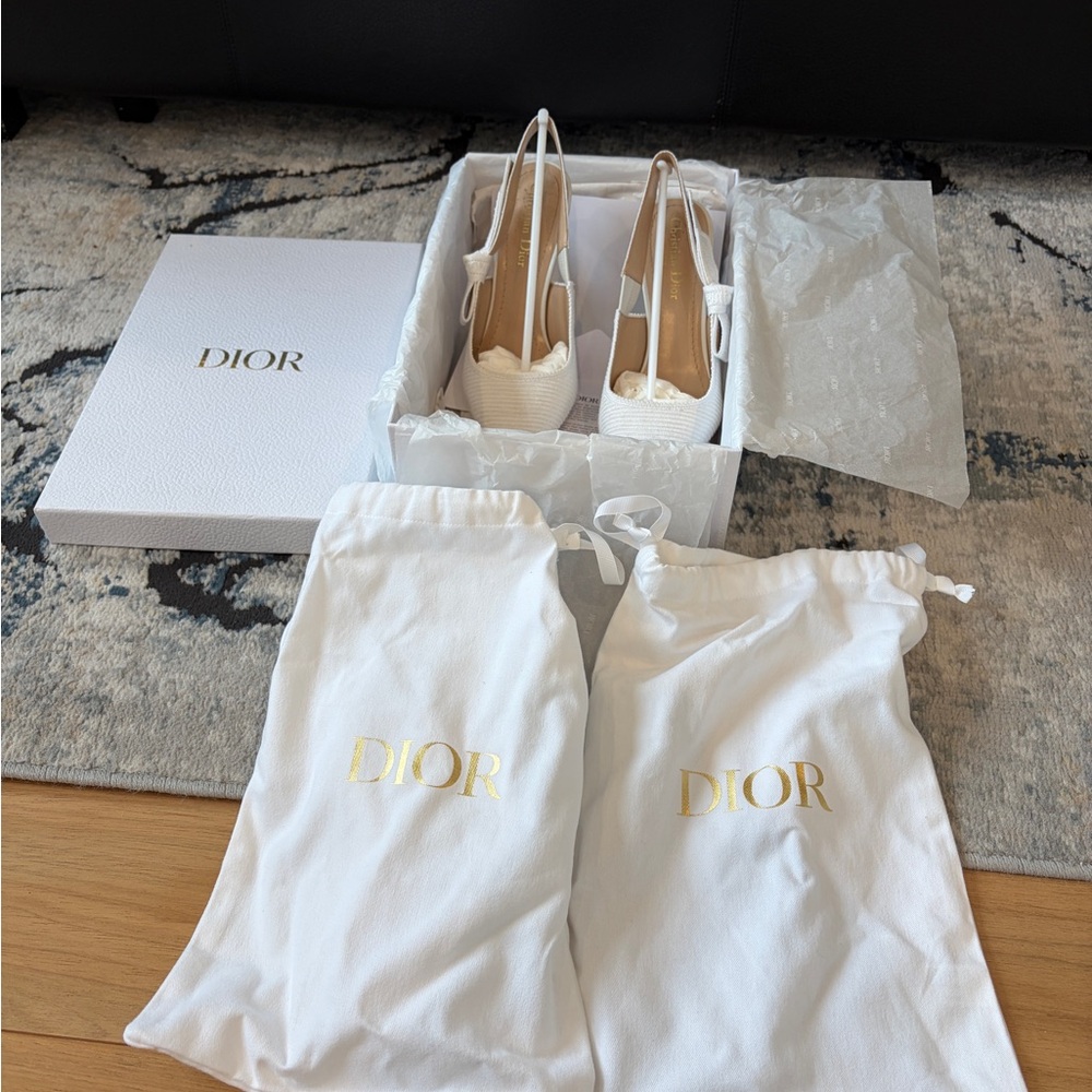 J’Adior sling back pump white cotton embroidery